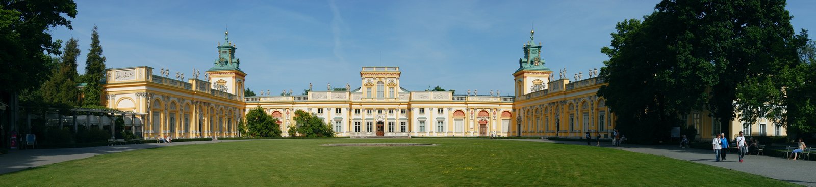 zdjęcie przedstawia Pałac w Wilanowie, w którym mieszkał Jana III Sobieski wraz z rodziną.