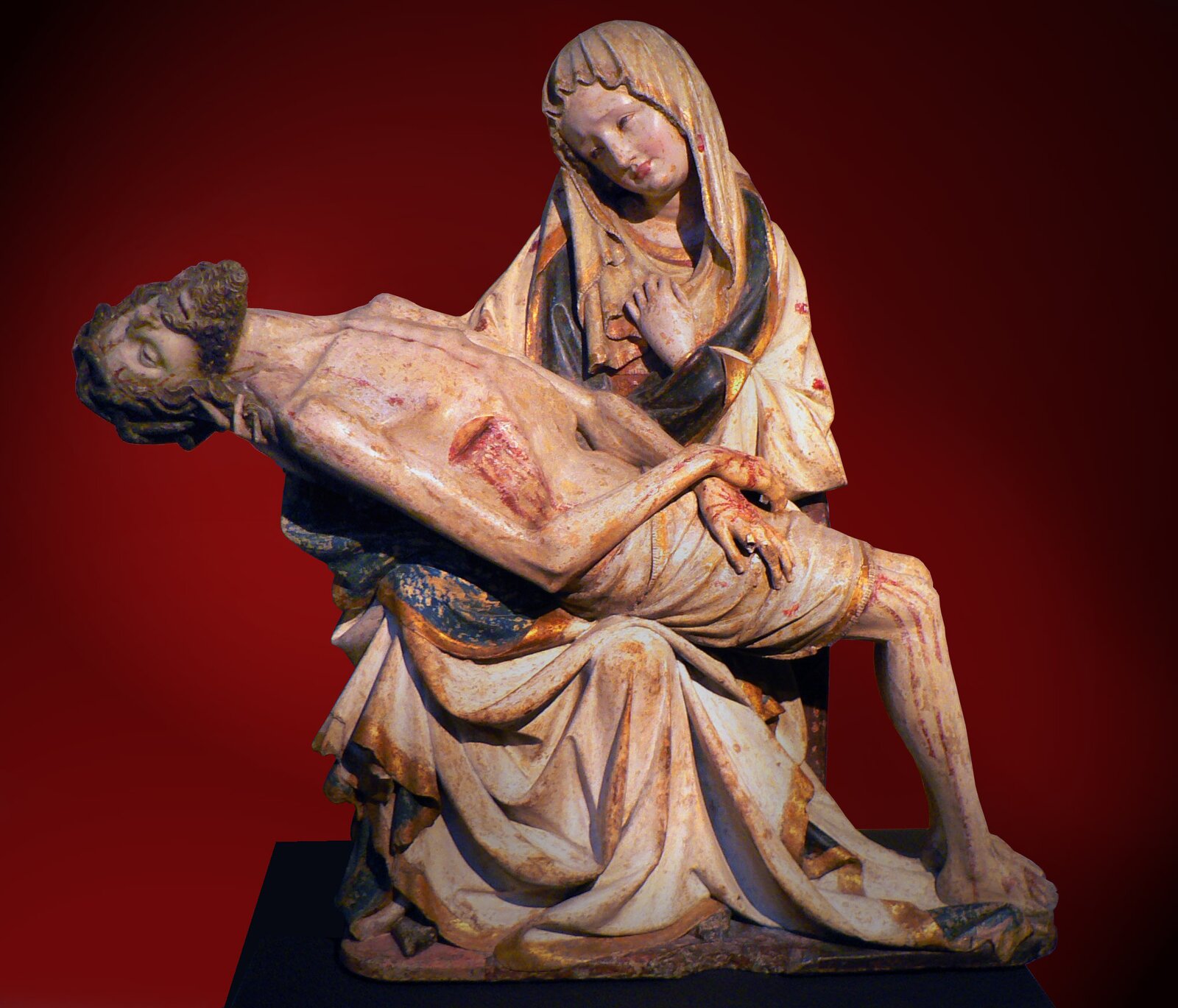 Pietà wykonana w Czechach, między 1390-1400 r., tak zwana Křivákova Pietà Źródło: Martin Vavřík, Pietà wykonana w Czechach, między 1390-1400 r., tak zwana Křivákova Pietà, domena publiczna.