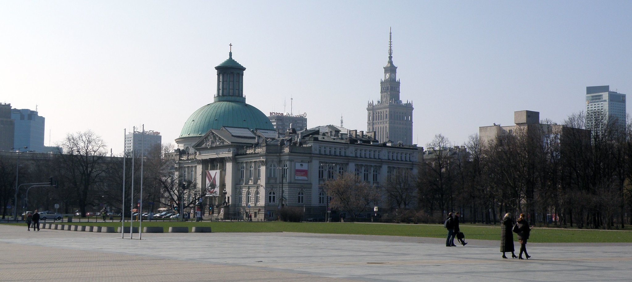 Plac Piłsudskiego w Warszawie Źródło: Plac Piłsudskiego w Warszawie, domena publiczna.
