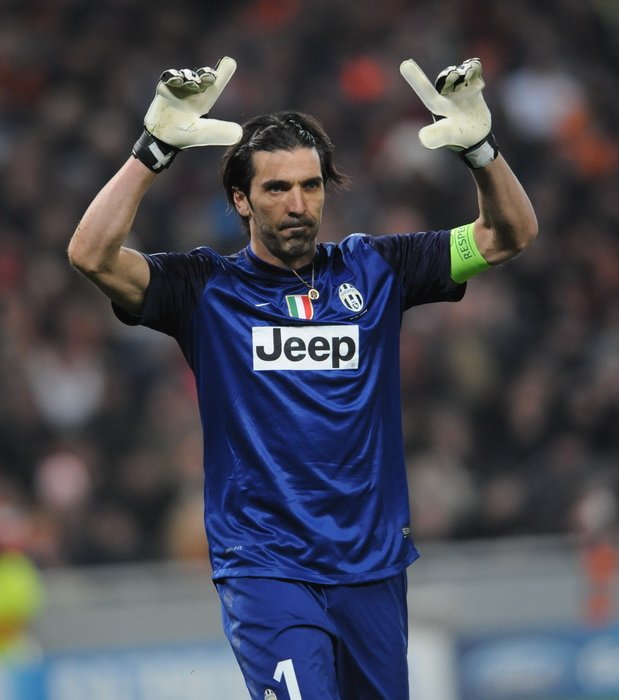 Gianluigi Buffon, włoski bramkarz Gianluigi Buffon, włoski bramkarz Źródło: Walerij Dudusz, licencja: CC BY-SA 3.0.