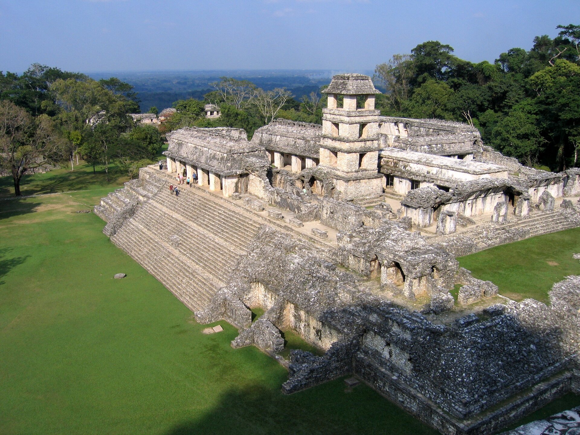 Ruiny świątyni w Palenque Ruiny świątyni w Palenque Źródło: Peter Andersen, Wikimedia Commons, licencja: CC BY-SA 3.0.