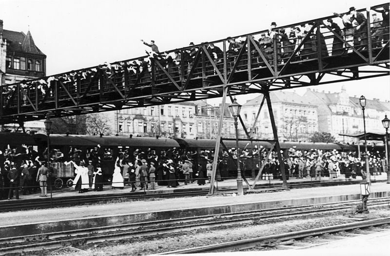 zdjęcie z niemieckiej pocztówki Źródło: zdjęcie z niemieckiej pocztówki, 1914, domena publiczna.