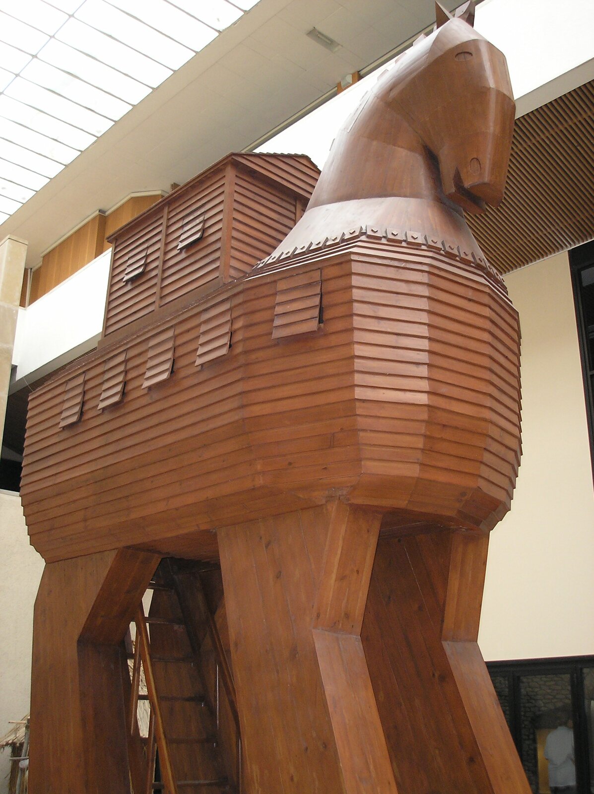 Koń trojański w Muzeum Archeologicznym w Stambule Koń trojański w Muzeum Archeologicznym w Stambule Źródło: Deror avi, licencja: CC BY-SA 2.0.
