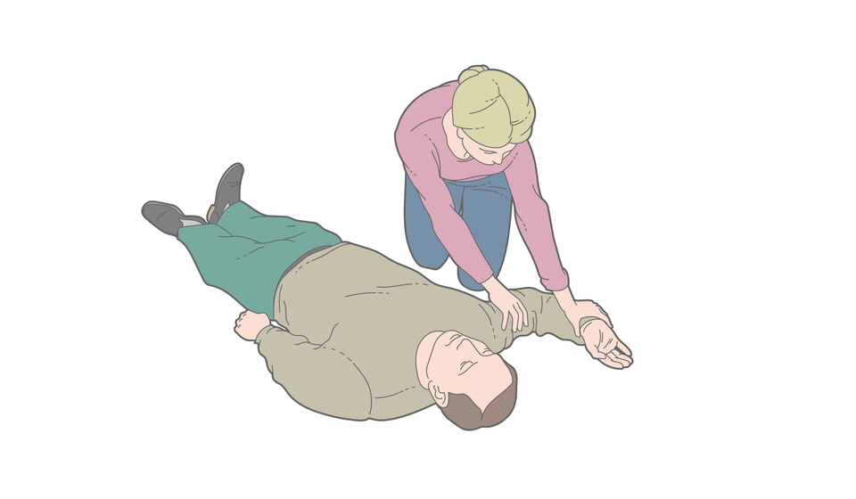 Ilustracja przedstawia sposób układania poszkodowanego w pozycji leżącej. Mężczyzna, poszkodowany, leży na plecach. Głowa w kierunku obserwatora ilustracji. Na prawo od poszkodowanego kobieta. Prawą ręka poszkodowanego kobieta zgina w łokciu, dłoń układa w górę. Kąt prosty pomiędzy przedramieniem i ramieniem. Druga ręka wzdłuż tułowia. Nogi proste, równolegle do siebie.