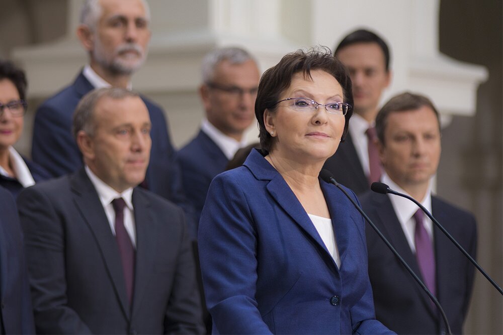 Ewa Kopacz, od 22 września 2014 r. Prezes Rady Ministrów Źródło: Platforma Obywatelska RP, Ewa Kopacz, od 22 września 2014 r. Prezes Rady Ministrów, licencja: CC BY-SA 2.0.