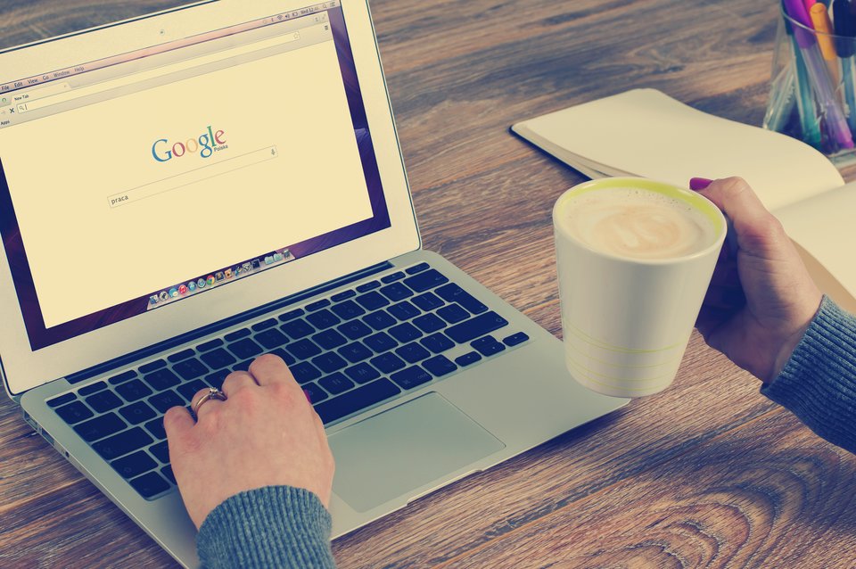 Poszukiwanie pracy w Internecie Źródło: pixabay, Poszukiwanie pracy w Internecie, licencja: CC 0.