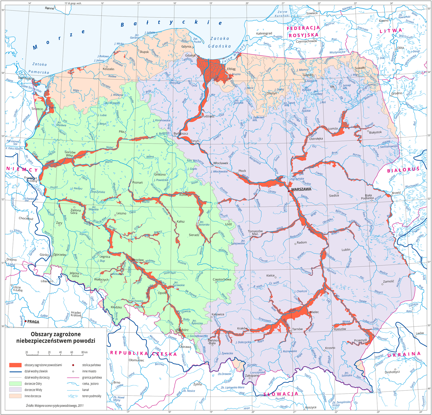 Mapa terenu Polski prezentująca obszary najbardziej zagrożone wystąpieniem zjawiska powodzi. Kraj został podzielony kolorami na obszary dorzeczy Wisły, Odry oraz innych rzek, a miejsca szczególnie zagrożone wyróżniono czerwoną barwą. Z mapy wynika, że praktycznie całe obszary przyległe do koryt dwóch największych rzek kraju, a także wielu innych znajdują się w strefach zagrożenia powodziami.