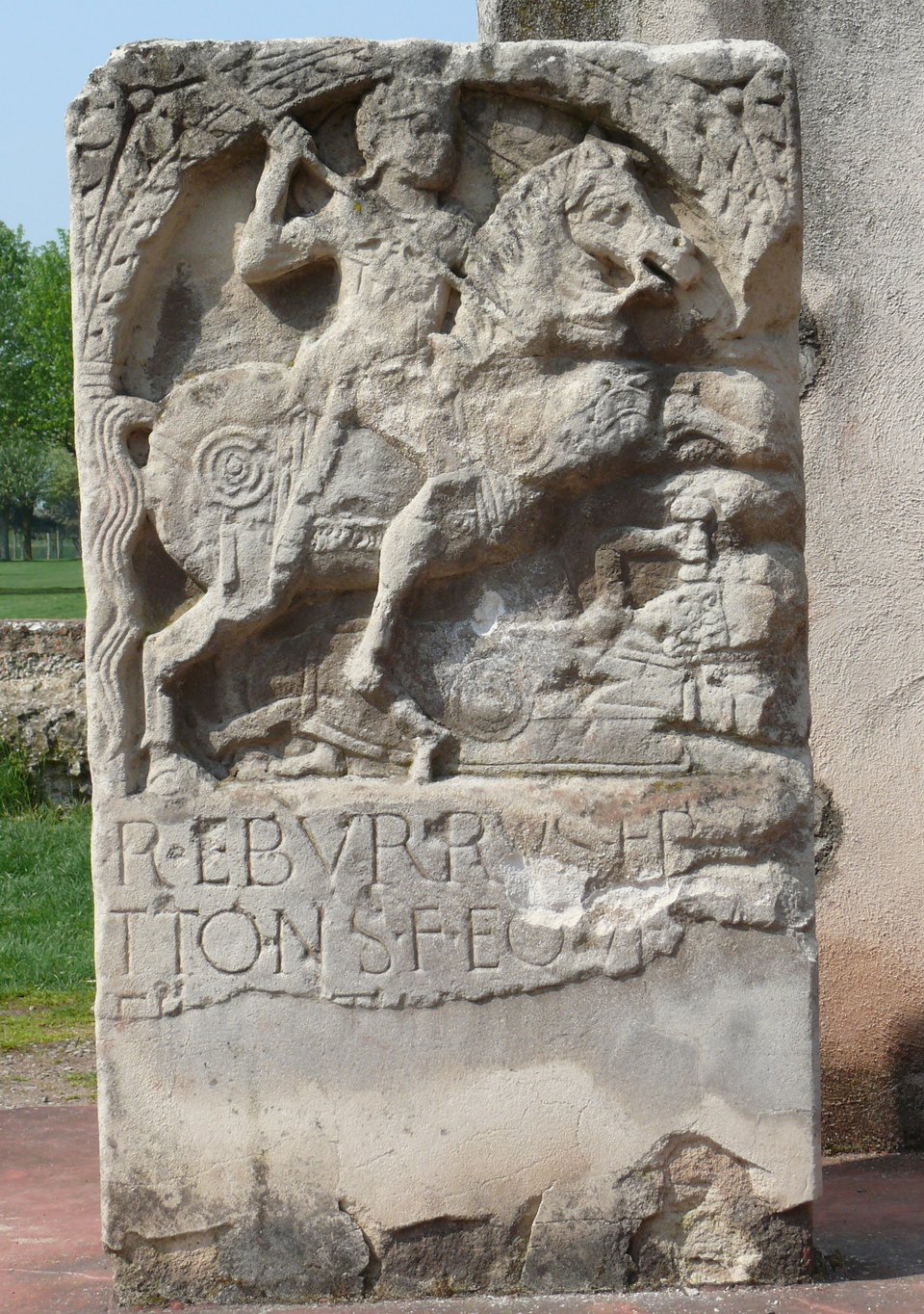 Stela nagrobna germańskiego wojownika Stela nagrobna germańskiego wojownika Źródło: Ad Meskens, licencja: CC BY-SA 3.0.