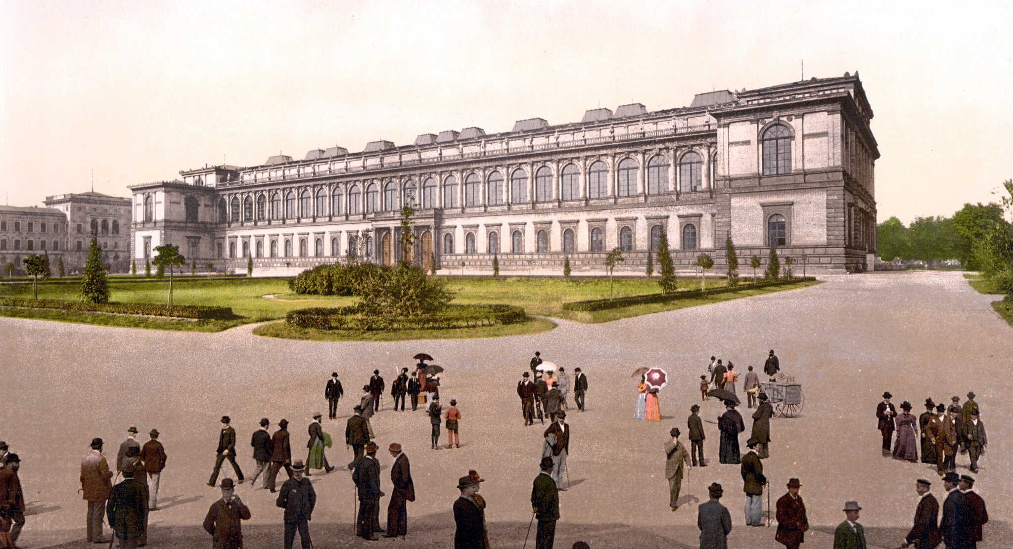Stara Pinakoteka (Muzeum Sztuki w Monachium) Źródło: Stara Pinakoteka (Muzeum Sztuki w Monachium), 1900, domena publiczna.
