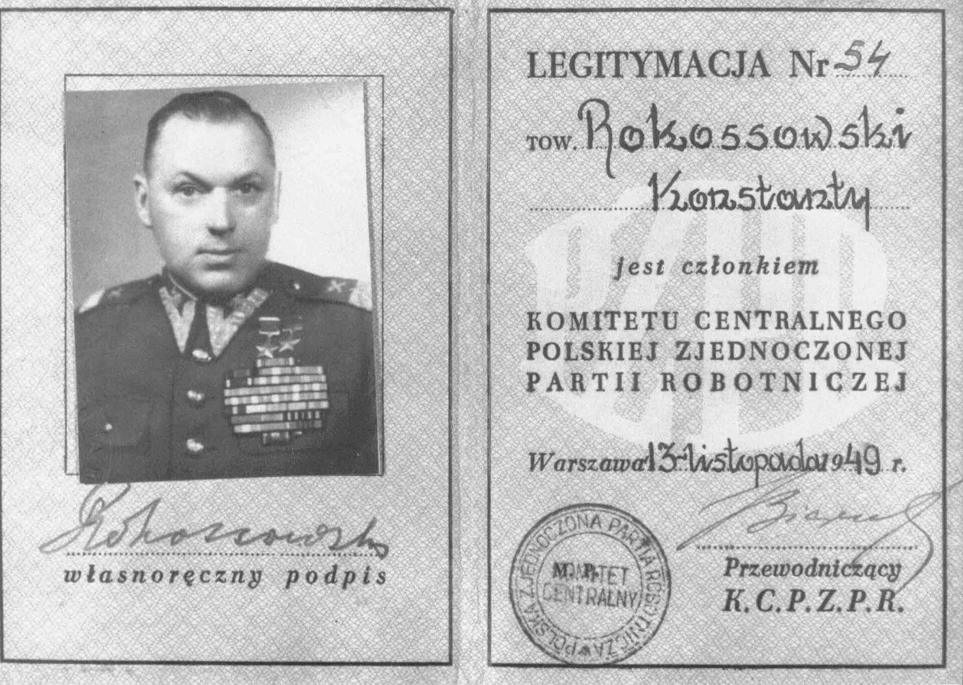 Legitymacja członka PZPR Konstantego Rokossowskiego Źródło: Ariadna Rokossowska, Legitymacja członka PZPR Konstantego Rokossowskiego, archiwum rodzinne, licencja: CC BY-SA 2.5.
