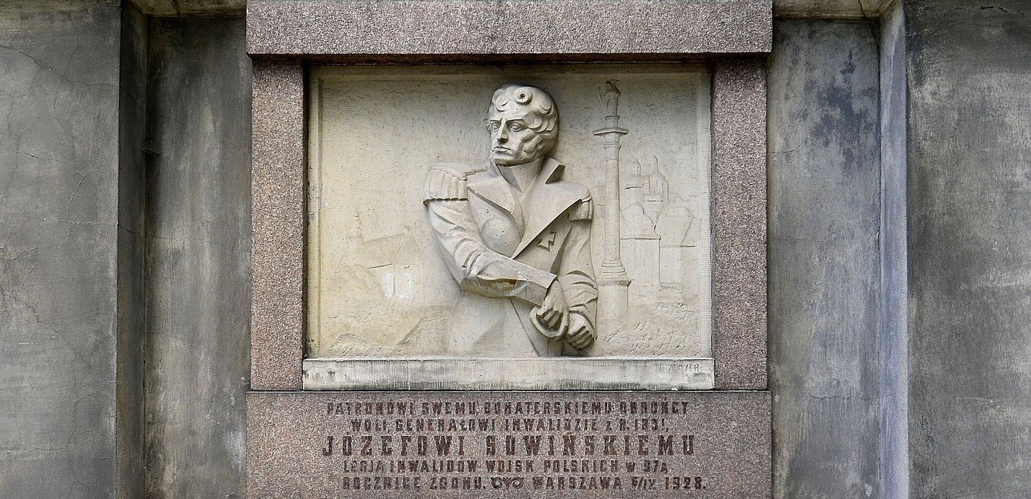 Tablica upamiętniająca gen. Józefa Sowińskiego na bocznej ścianie kościoła św. Wawrzyńca w Warszawie Źródło: Adrian Grycuk, Tablica upamiętniająca gen. Józefa Sowińskiego na bocznej ścianie kościoła św. Wawrzyńca w Warszawie, licencja: CC BY-SA 3.0.