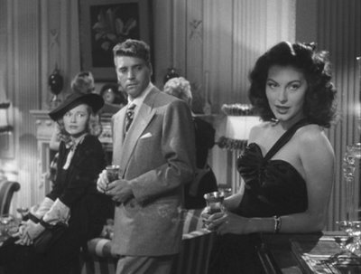 Kadr z filmu Zabójcy (1946) z Avą Gardner i Burtem Lancasterem Źródło: Kadr z filmu Zabójcy (1946) z Avą Gardner i Burtem Lancasterem, licencja: CC 0.