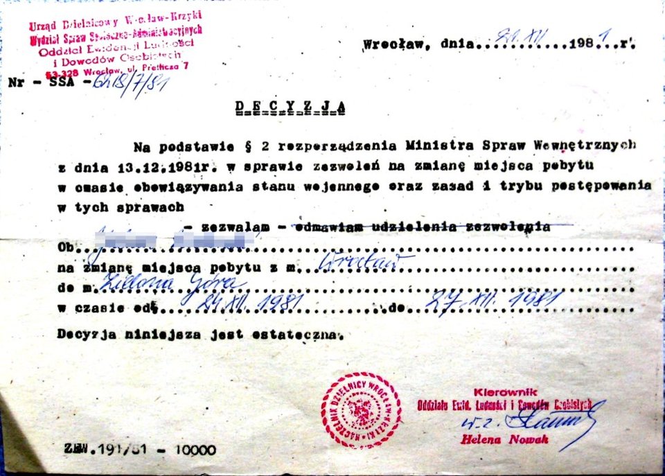 Przepustka Źródło: Przepustka, domena publiczna.