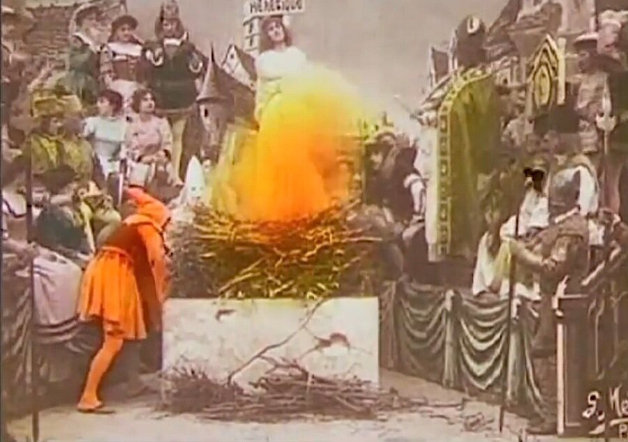 Joanna d’Arc Kadr z jednego z pierwszych filmów Mélièsa. Źródło: Georges Méliès, Joanna d’Arc, 1900, domena publiczna.