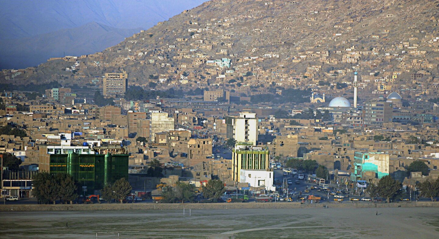 Kabul, Afganistan Kabul, Afganistan Źródło: Casimiri, fotografia barwna, licencja: CC BY-SA 3.0.