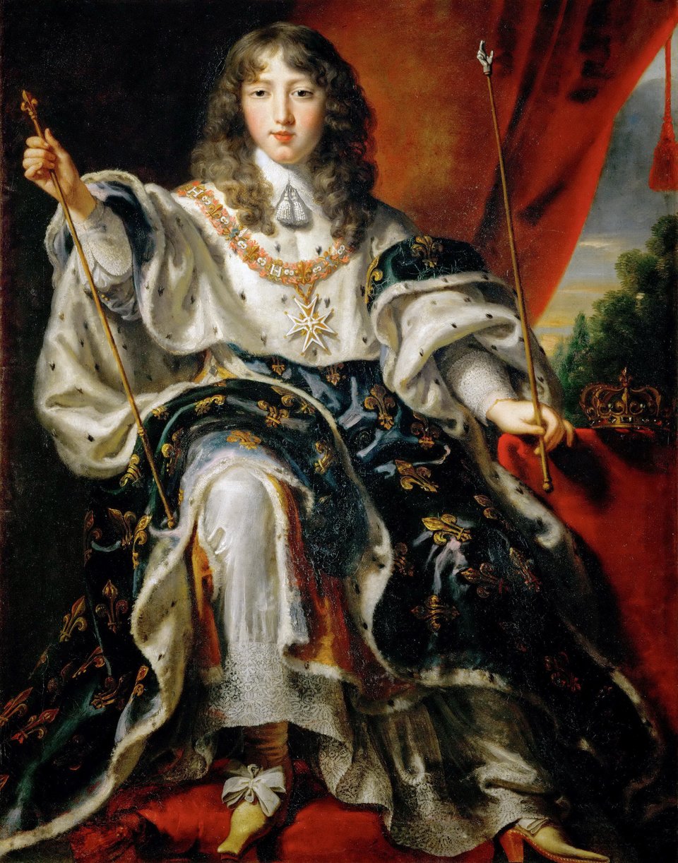 Portret Ludwika XIV w stroju koronacyjnym jeszcze w wieku dziecięcym. Namalowany został przez Justusa van Egmonta (1601-674), malarza niderlandzkiego, działającego m.in. w Paryżu. Podczas frondy parlamentarnej i książęcej Ludwik był jeszcze w wieku dziecięcym, ale świetnie zapamiętał strach i upokorzenie związane z koniecznością ucieczki dworu królewskiego z Paryża. Portret Ludwika XIV w stroju koronacyjnym jeszcze w wieku dziecięcym. Namalowany został przez Justusa van Egmonta (1601-674), malarza niderlandzkiego, działającego m.in. w Paryżu. Podczas frondy parlamentarnej i książęcej Ludwik był jeszcze w wieku dziecięcym, ale świetnie zapamiętał strach i upokorzenie związane z koniecznością ucieczki dworu królewskiego z Paryża. Źródło: Justus van Egmont, XVII w., olej na płótnie, Zamek Ambras, domena publiczna.