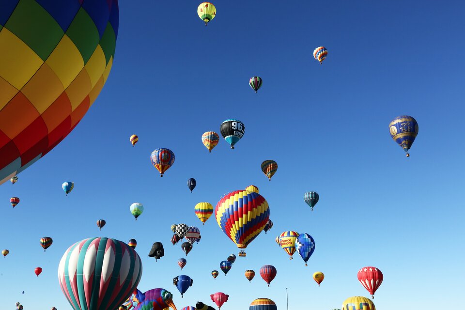 Balony