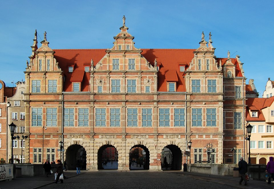 Gdańsk - Brama Zielona Gdańsk - Brama Zielona Źródło: Marcin Białek, Wikimedia Commons, licencja: CC BY-SA 4.0.