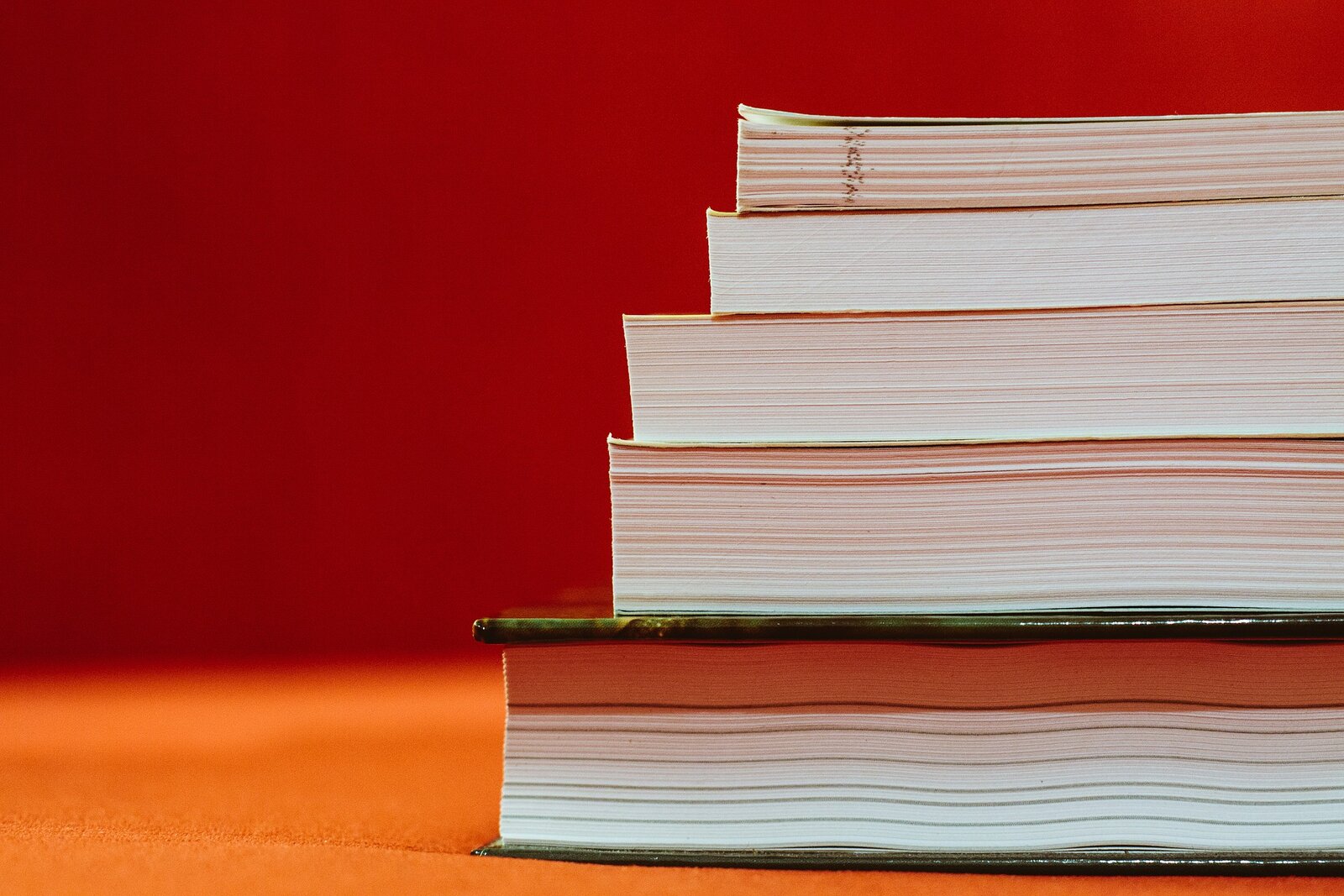 Okładka - uczmy się redagować rozprawkę Źródło: pixabay, licencja: CC 0.